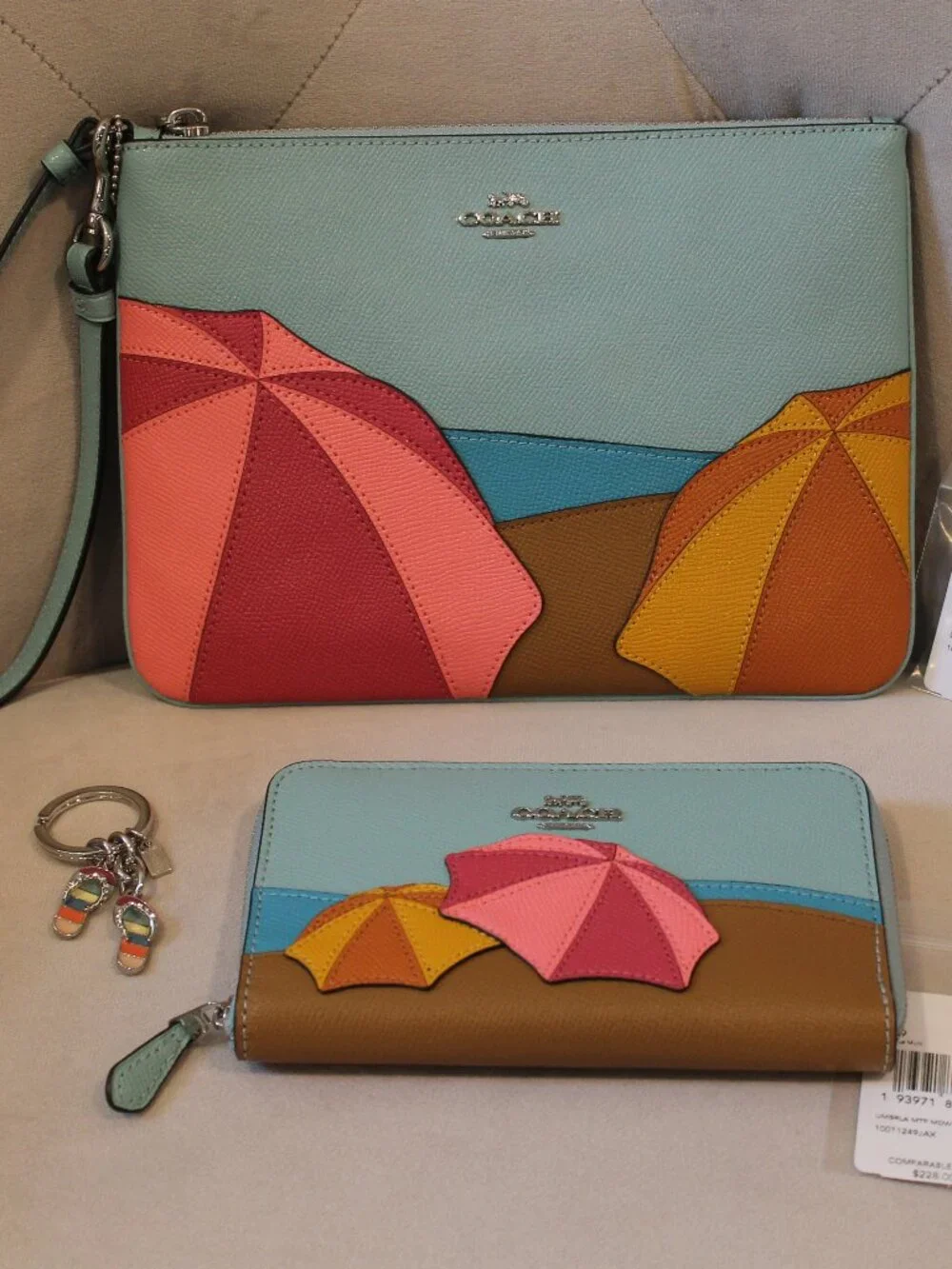 Coach Umbrella Motif Gallery Pouch Wristlet New with tags